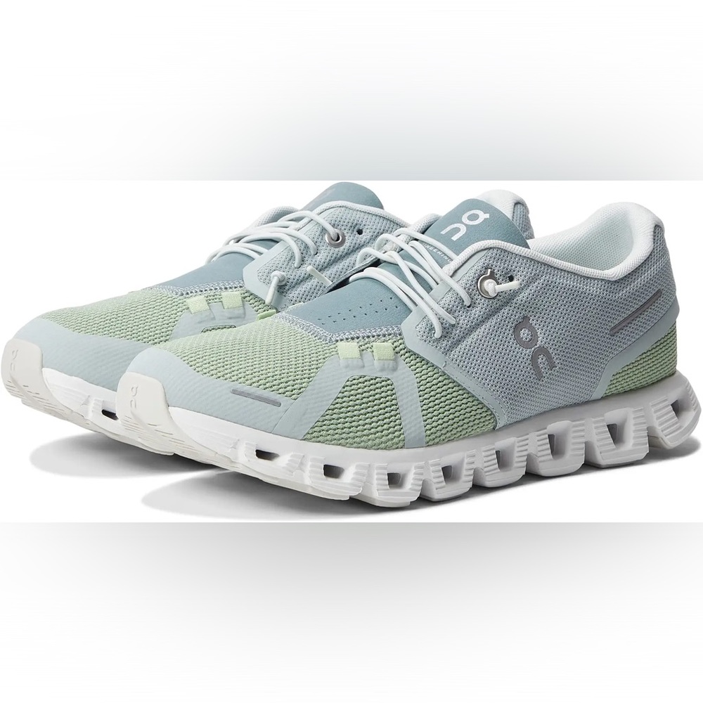 On Cloud 5 Combo Sneaker